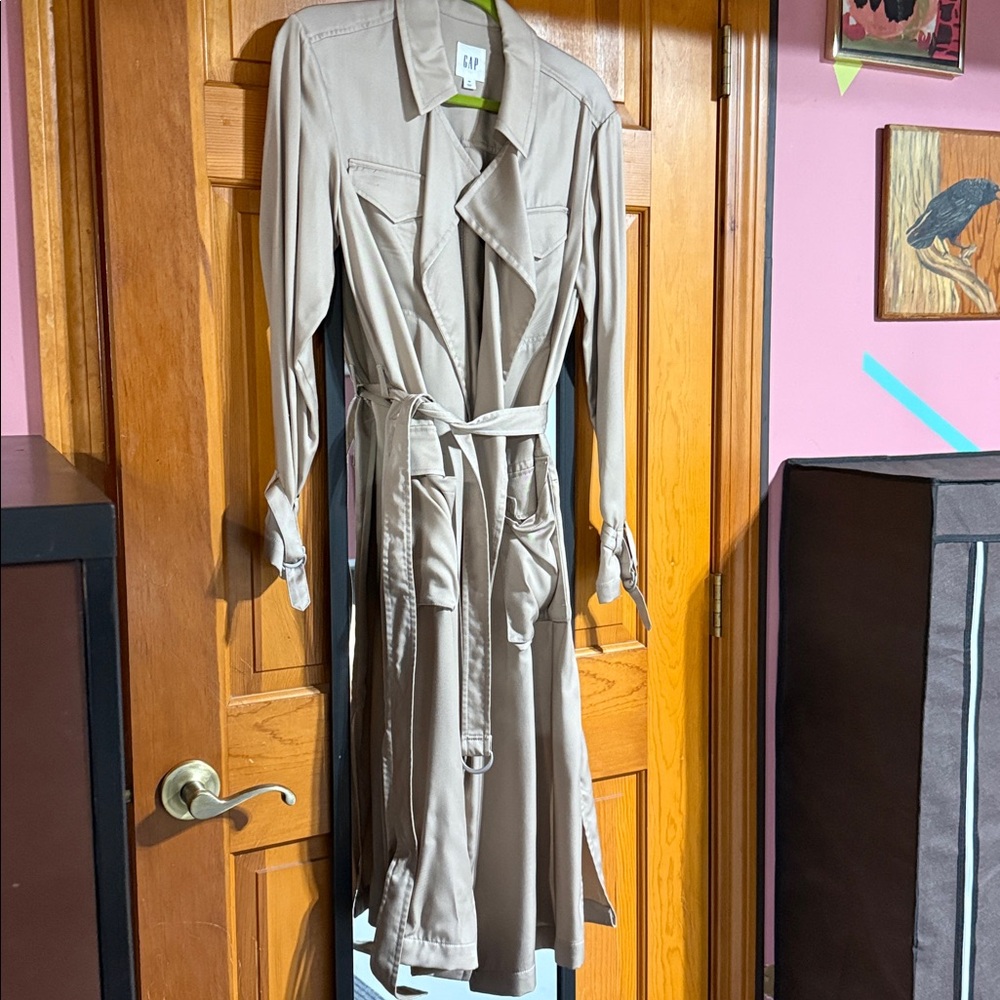 Beige, long, trenchcoat lightweight